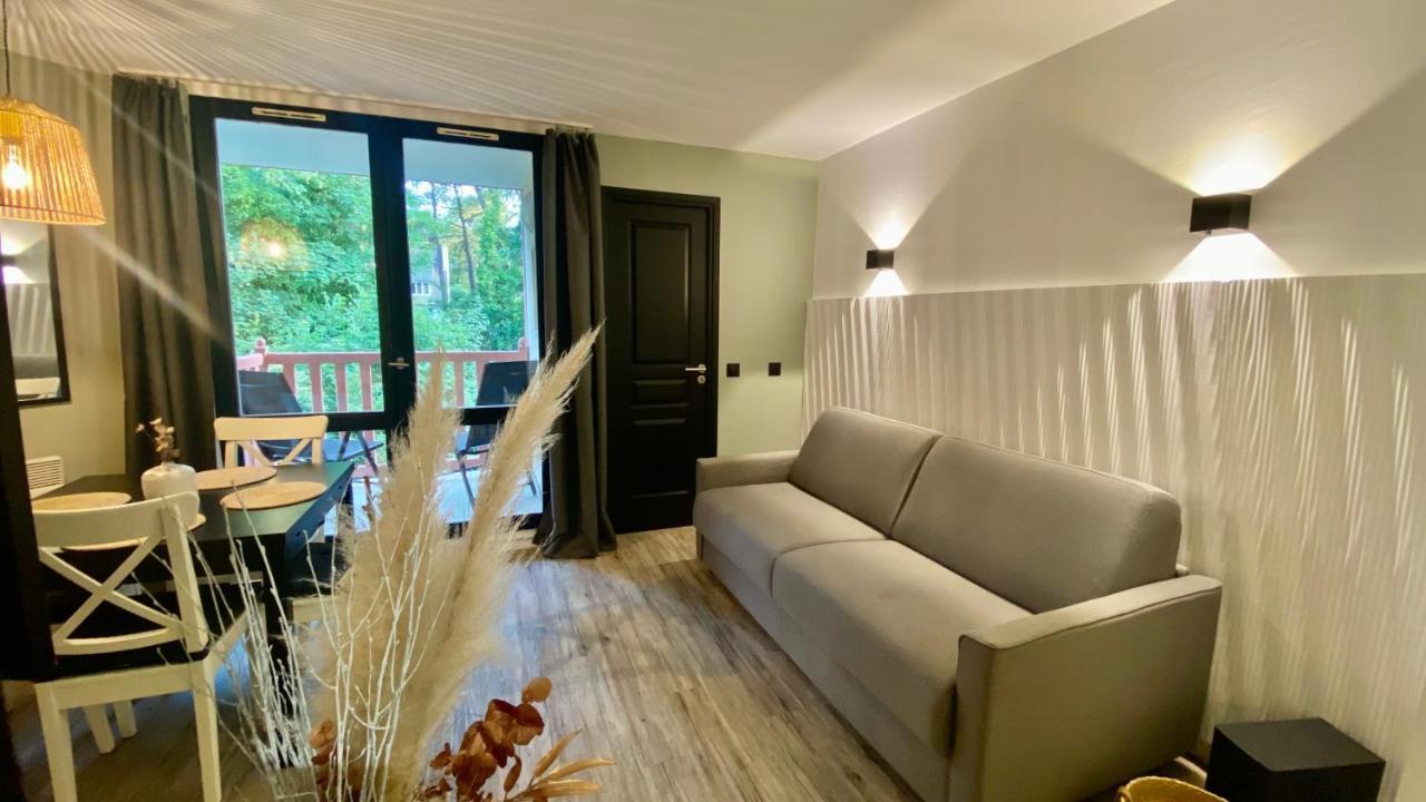 Mc Tourisme - Splendide & Cosy Avec Piscine, Tennis & Parking Apartment