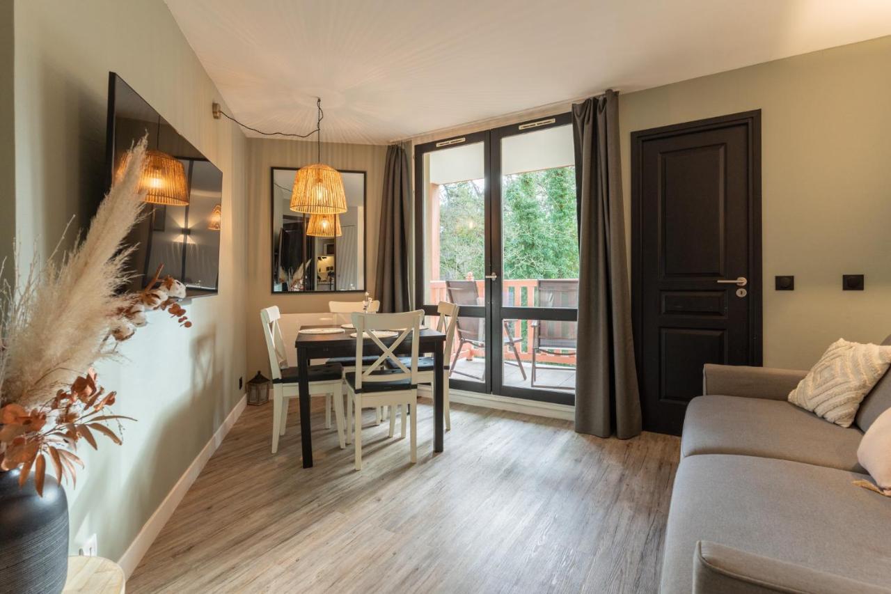 Mc Tourisme - Splendide & Cosy Avec Piscine, Tennis & Parking Apartment *
